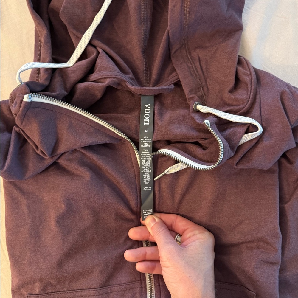 Vuori Halo Performance Hoodie 2.0